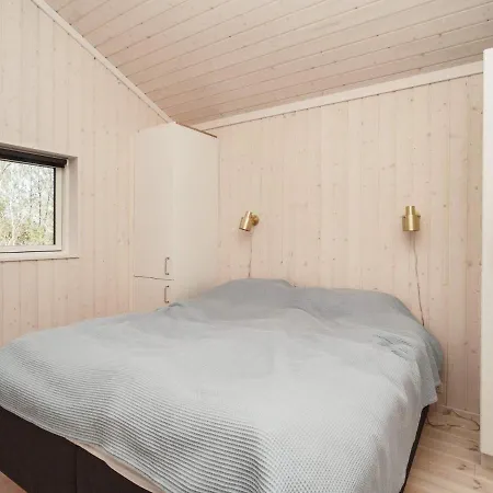 8 Person In * Hundested