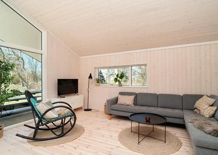 度假居 8 Person In